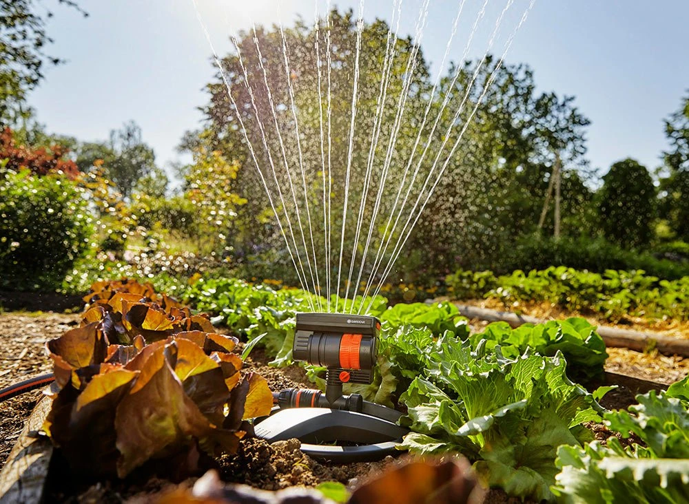 Gardena Aquazoom Compact 216 M² Oscillating Sprinkler - 18708 - Image 4