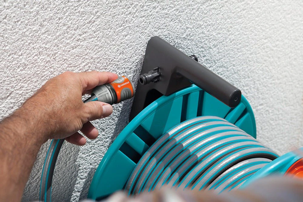 Gardena Classic Wall-Mounted Hose Reel W/ Hose Guide - 2650 - Image 5